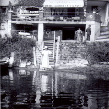 Café “Au passeur d’eau”